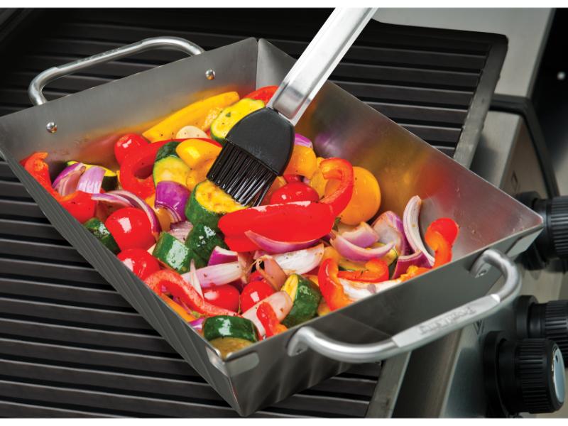 Broil King Stainless Steel Imperial Wok Grill Topper (BK69818)
